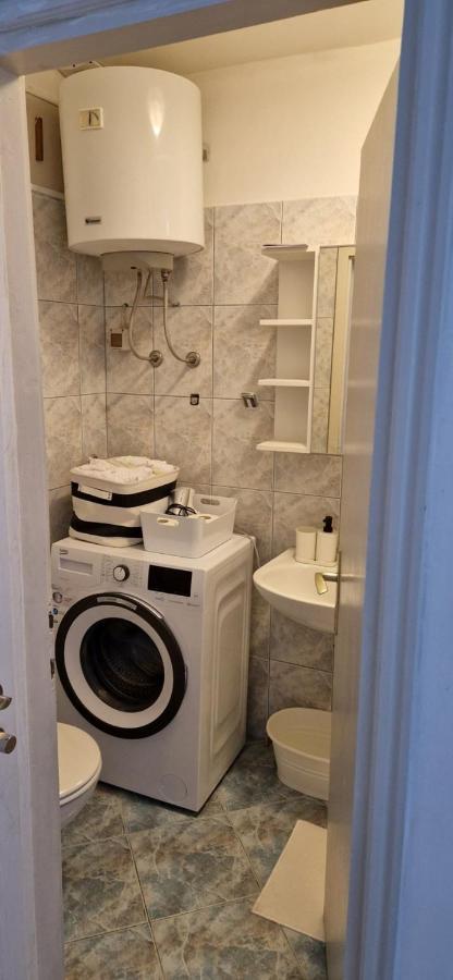 Monte B. Exclusive Apartment Ровинь Экстерьер фото